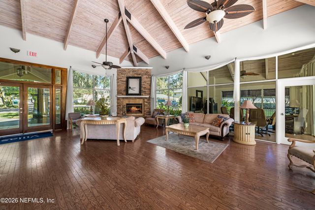 1800 THE GREENS Way 507, Jacksonville Beach, FL 32250