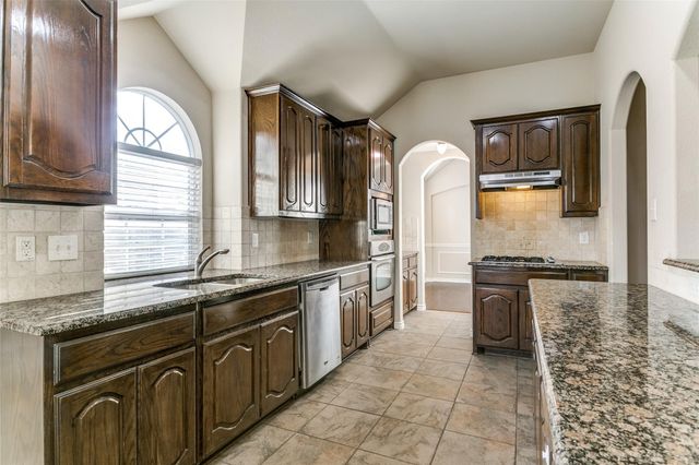 11408 Kenny Drive, Fort Worth, TX 76244