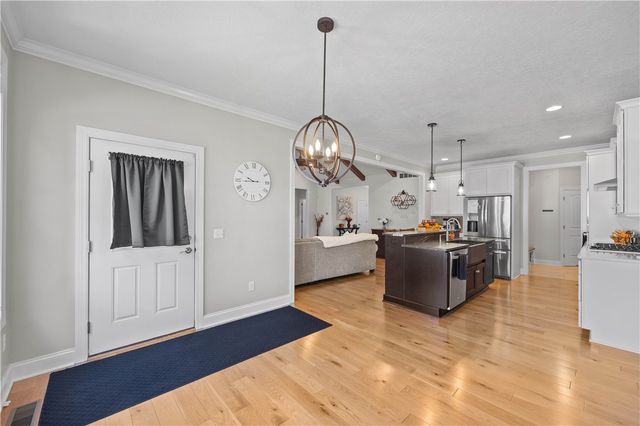 11 Montgomery Glen Drive, Webster, NY 14580