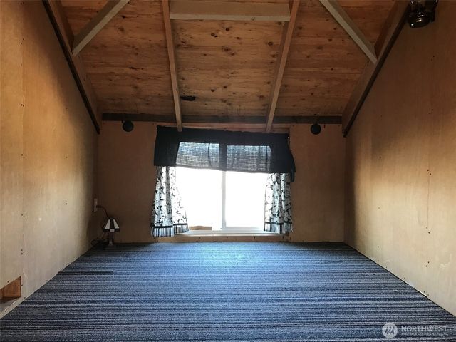 237 Spring Canyon Rd, Orondo, WA 98843