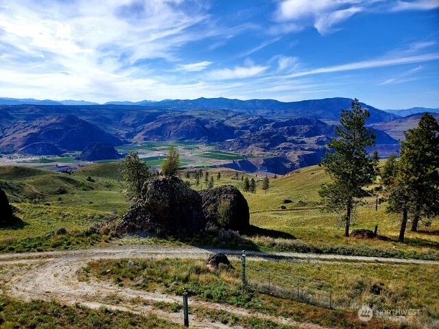 237 Spring Canyon Rd, Orondo, WA 98843