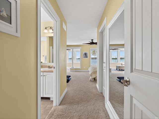 8099 E Rosella Street, Syracuse, IN 46567