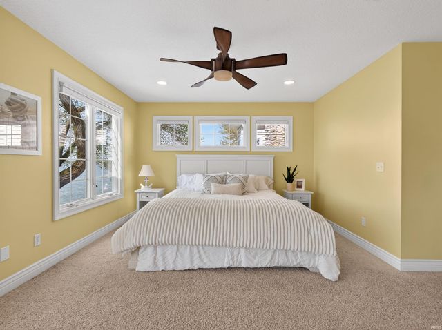 8099 E Rosella Street, Syracuse, IN 46567