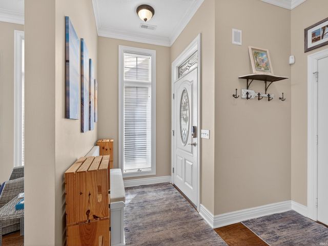 8099 E Rosella Street, Syracuse, IN 46567