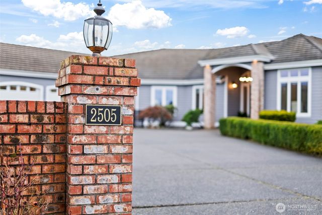 2505 263rd Street Ct E, Spanaway, WA 98387