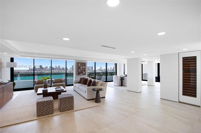 9 Island Avenue T2, Miami Beach, FL 33139