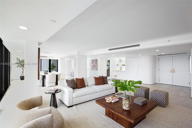 9 Island Avenue T2, Miami Beach, FL 33139