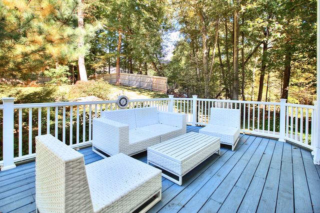 20 Joann Circle, Westport, CT 06880