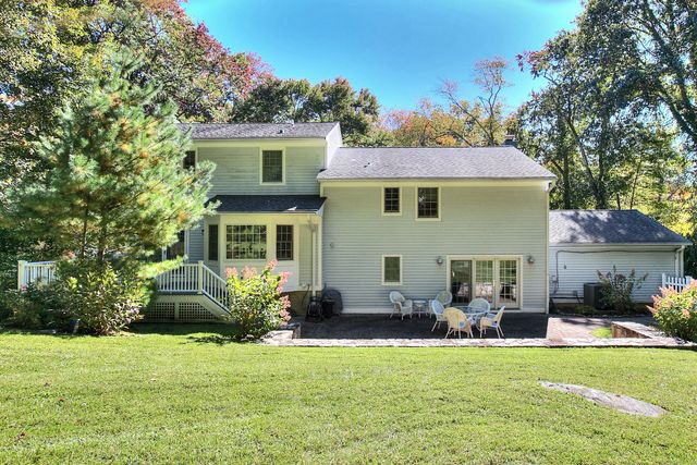 20 Joann Circle, Westport, CT 06880