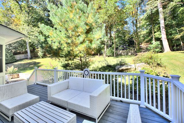 20 Joann Circle, Westport, CT 06880