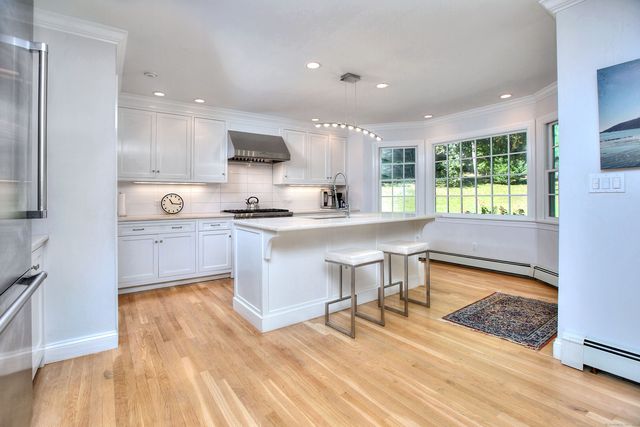 20 Joann Circle, Westport, CT 06880