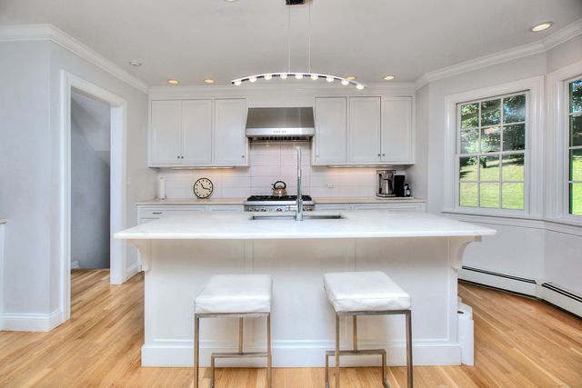 20 Joann Circle, Westport, CT 06880