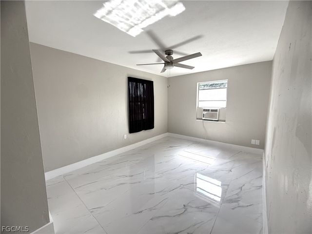 3350 Apache ST, Fort Myers, FL 33916