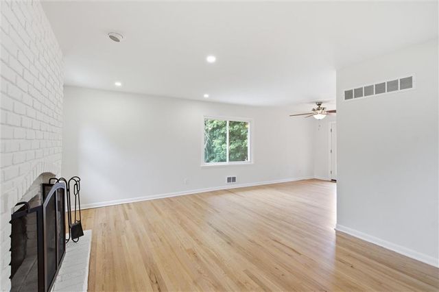 9050 E 84th Street, Kansas City, MO 64138