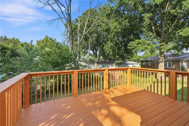 9050 E 84th Street, Kansas City, MO 64138