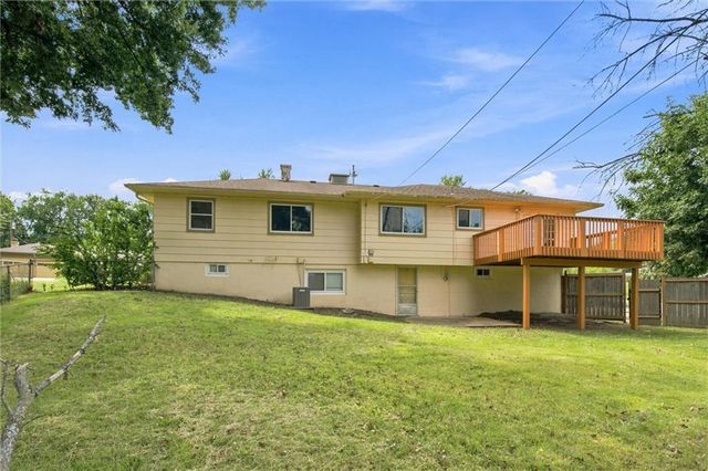 9050 E 84th Street, Kansas City, MO 64138