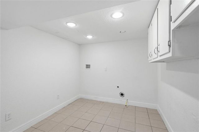 9050 E 84th Street, Kansas City, MO 64138