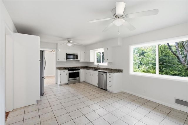 9050 E 84th Street, Kansas City, MO 64138