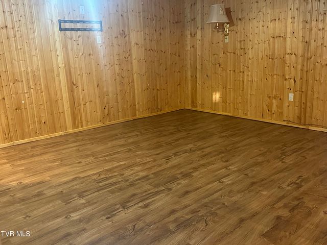 1070 Nolichuckey Road, Greeneville, TN 37743