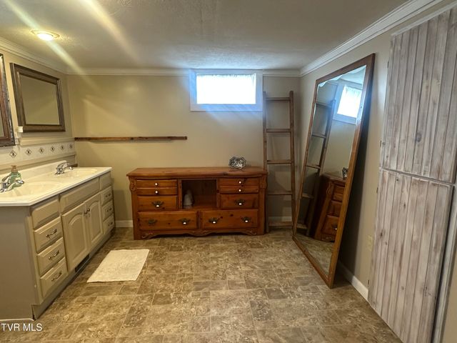 1070 Nolichuckey Road, Greeneville, TN 37743