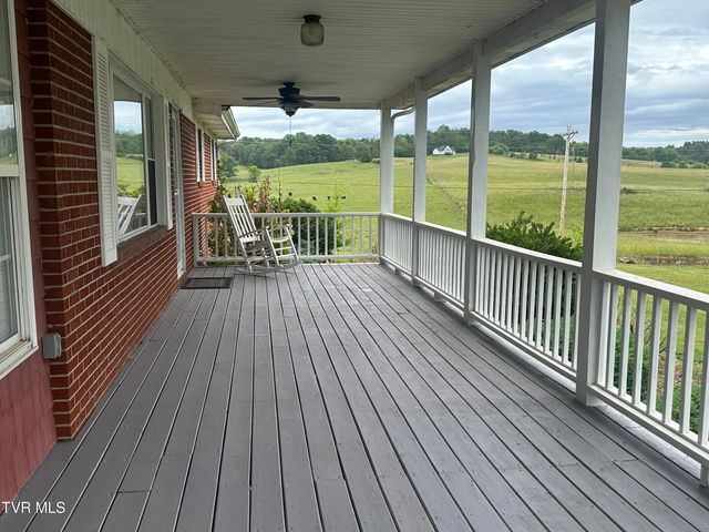 1070 Nolichuckey Road, Greeneville, TN 37743