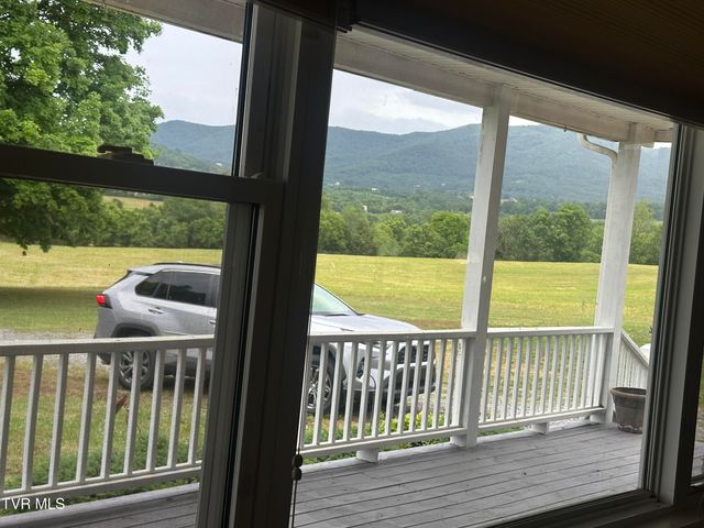 1070 Nolichuckey Road, Greeneville, TN 37743