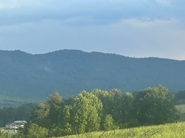 1070 Nolichuckey Road, Greeneville, TN 37743