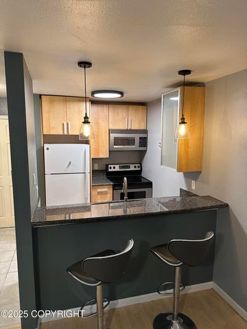 1327 W 25th Avenue, #323, Anchorage, AK 99503