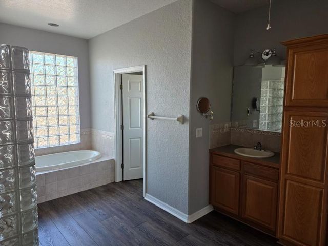 802 BUNKER VIEW DRIVE, Apollo Beach, FL 33572