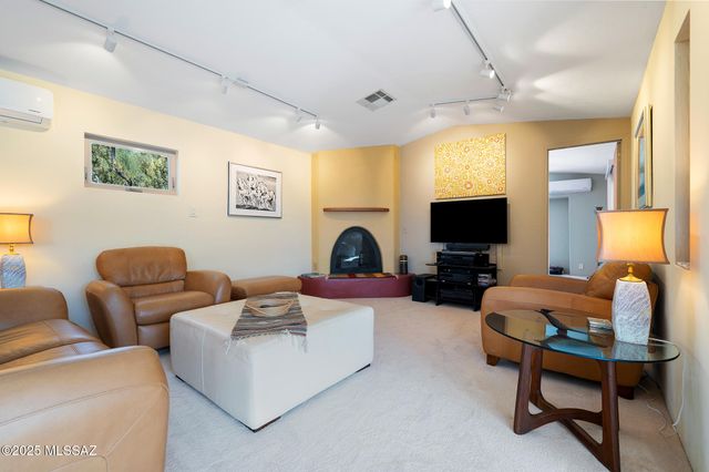 4596 E Trotter Road, Tucson, AZ 85739