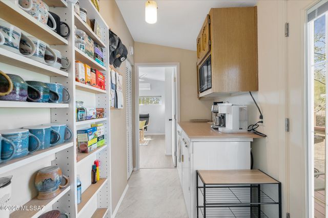 4596 E Trotter Road, Tucson, AZ 85739