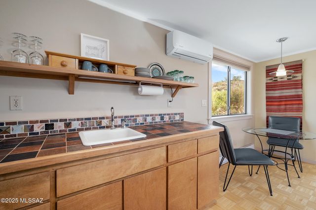 4596 E Trotter Road, Tucson, AZ 85739