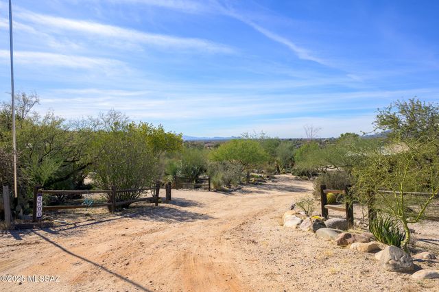 4596 E Trotter Road, Tucson, AZ 85739