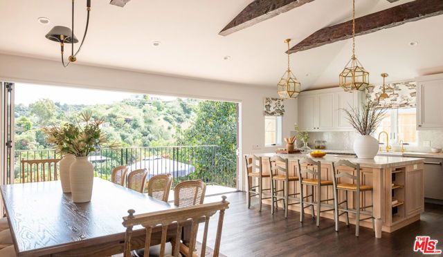 3922 Glenridge Drive, Sherman Oaks, CA 91423