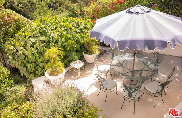 3922 Glenridge Drive, Sherman Oaks, CA 91423