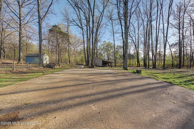 9035 Cedar Creek Drive, Olive Branch, MS 38654