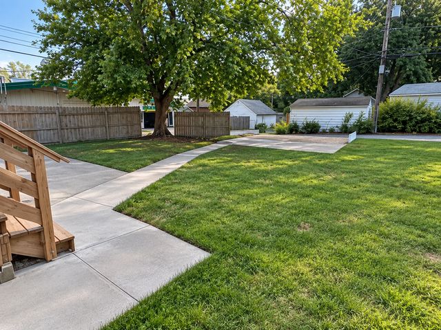 1699 Eustis Street, Lauderdale, MN 55113