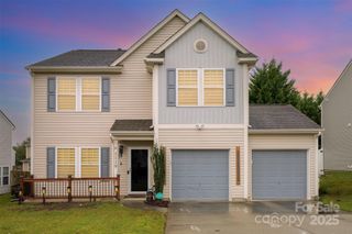 1119 Blue Topaz Drive, Dallas, NC 28034