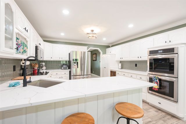 2020 Arbor Bend Street, Bonham, TX 75418