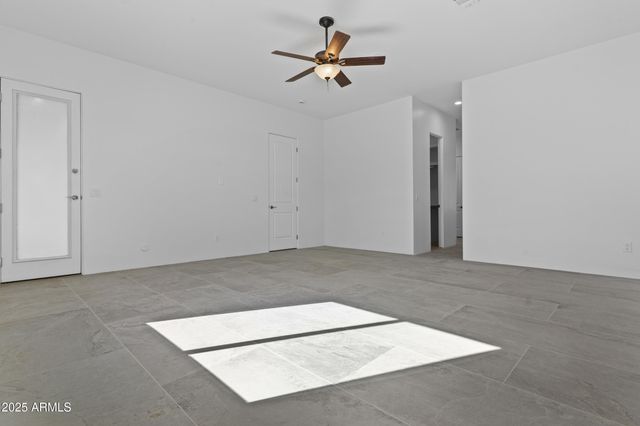 2617 W DESERT HILLS Drive, Phoenix, AZ 85086