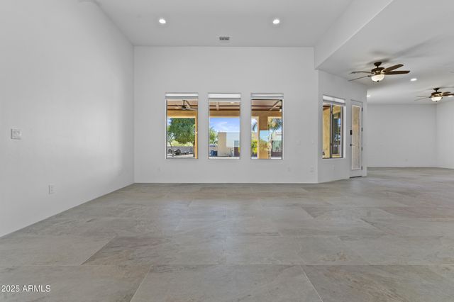 2617 W DESERT HILLS Drive, Phoenix, AZ 85086