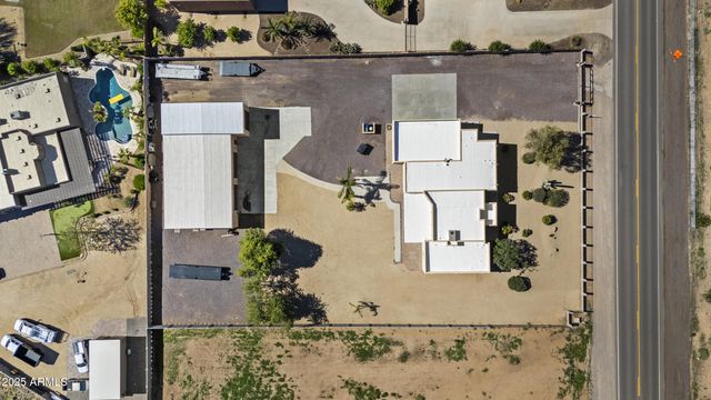 2617 W DESERT HILLS Drive, Phoenix, AZ 85086