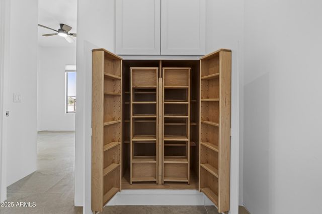 2617 W DESERT HILLS Drive, Phoenix, AZ 85086