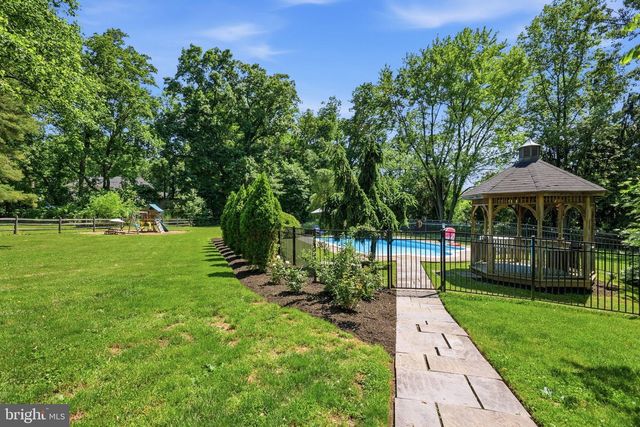4687 WOODFIELD CIR, Doylestown, PA 18902