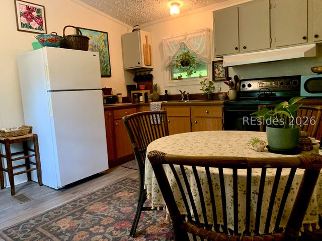 59 Hinson White Dr, Daufuskie Island, SC 29915