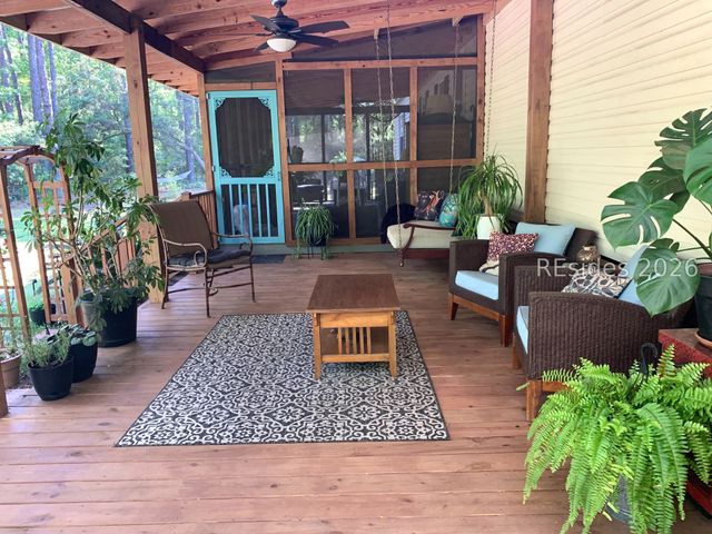 59 Hinson White Dr, Daufuskie Island, SC 29915