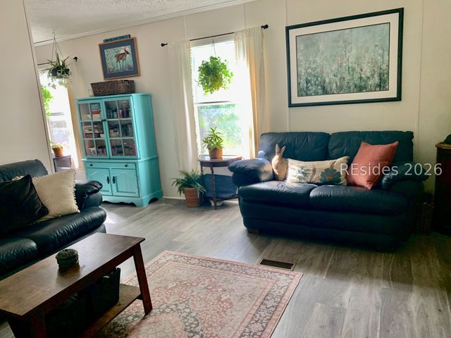 59 Hinson White Dr, Daufuskie Island, SC 29915