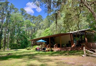 59 Hinson White Dr, Daufuskie Island, SC 29915