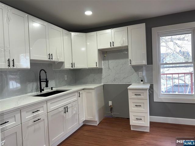 178 Berry Street, Hackensack, NJ 07601
