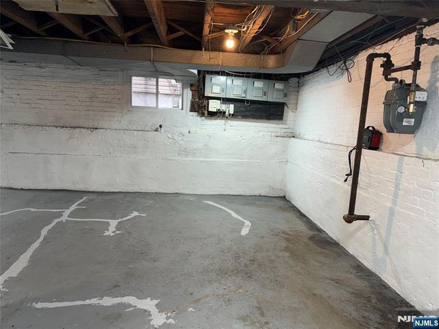 178 Berry Street, Hackensack, NJ 07601